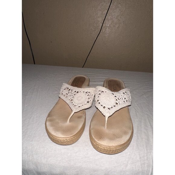 SBICCA Wedge Sandals Slip-On Espadrille Thong Gray Crochet Size 9 Handmade - Picture 2 of 4